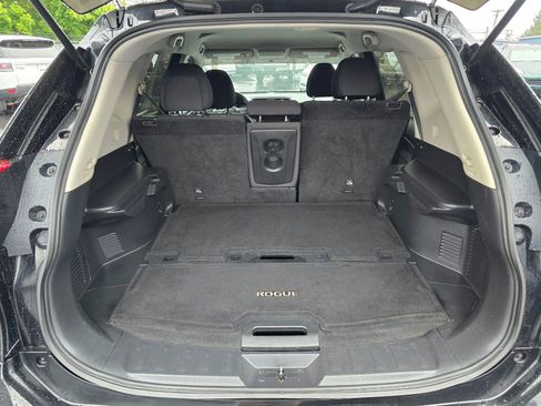 Used 2018 Nissan Rogue S AWD/4WD image 15