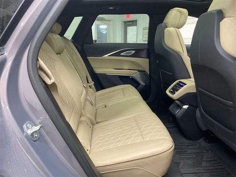 Certified 2025 Cadillac Lyriq Luxury w/ Nappa Leather Package image 18