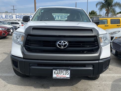 Used 2017 Toyota Tundra SR image 3