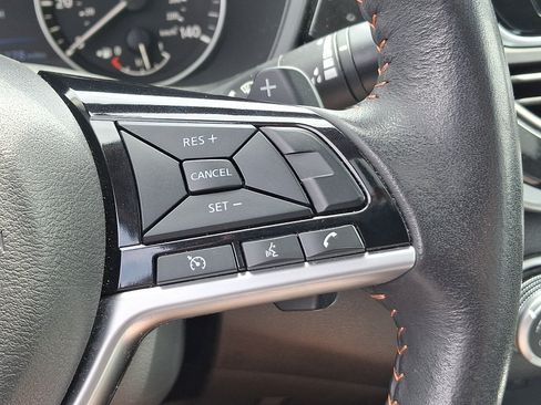 Used 2024 Nissan Altima 2.5 SR w/ SR Premium Package FWD image 23