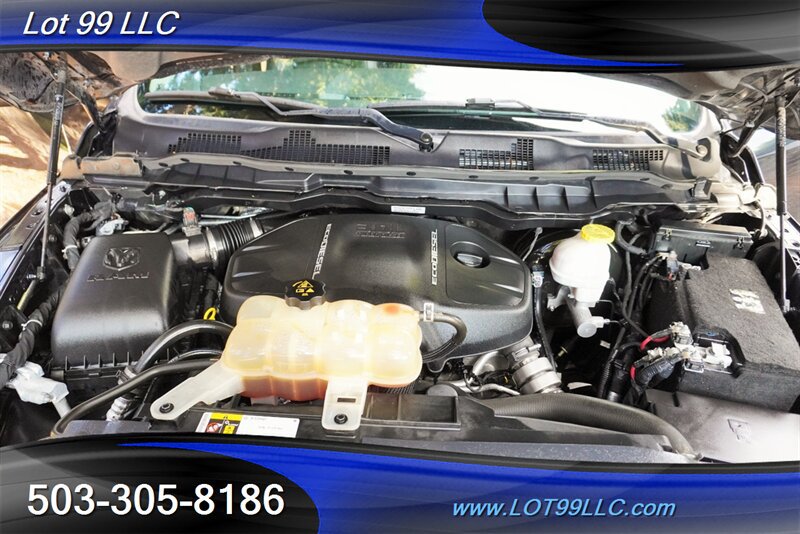 Used 2018 RAM 1500 Laramie w/ Convenience Group AWD/4WD image 19