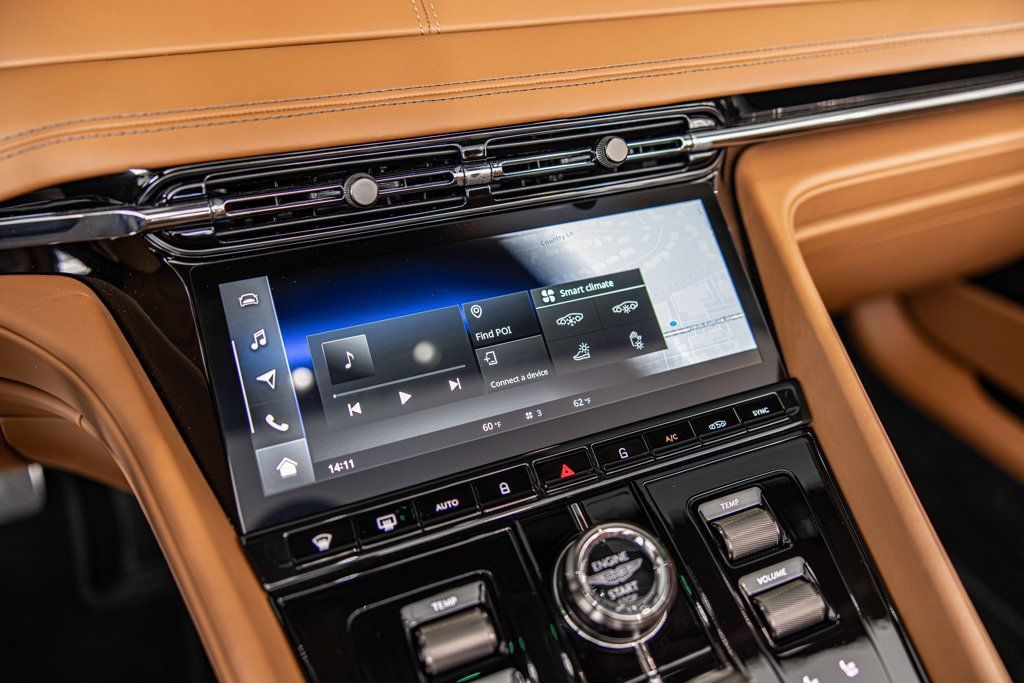 Used 2025 Aston Martin DB12 Convertible RWD image 26