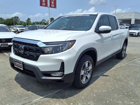 Used 2025 Honda Ridgeline RTL image 3