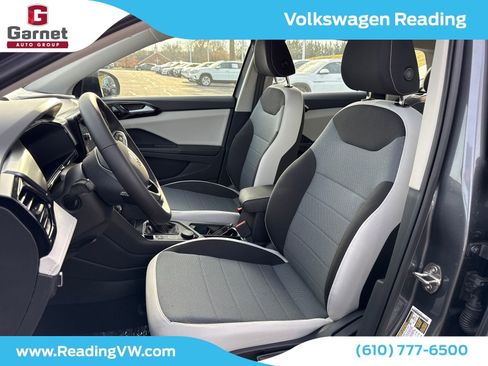 New 2025 Volkswagen Taos S image 10