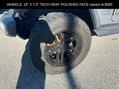 Used 2020 Jeep Wrangler Unlimited Sahara AWD/4WD image 9