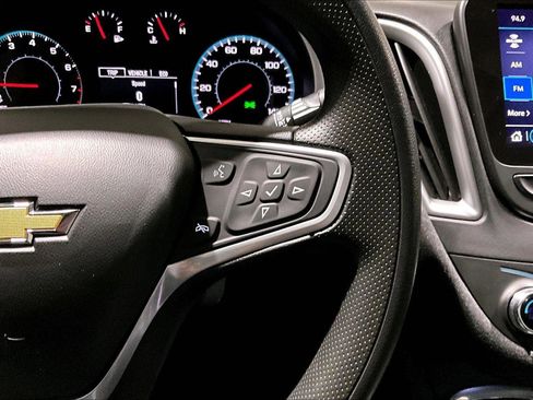 Used 2023 Chevrolet Malibu LT image 20