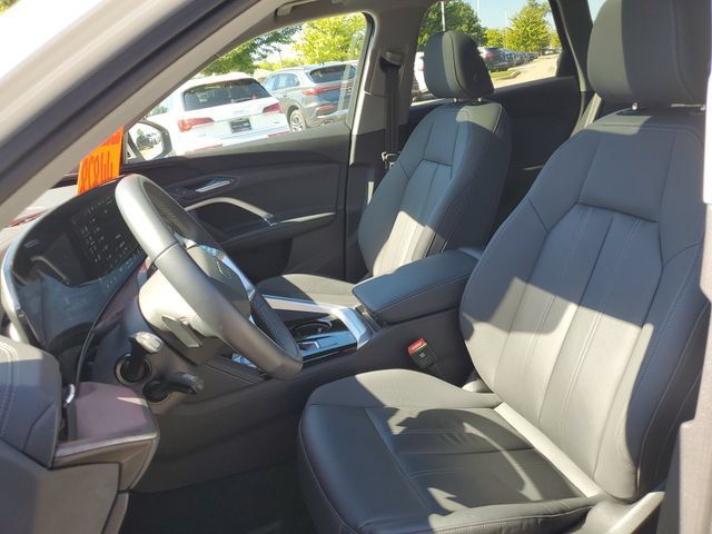 Used 2025 Audi Q5 Premium w/ Convenience Package AWD/4WD image 5