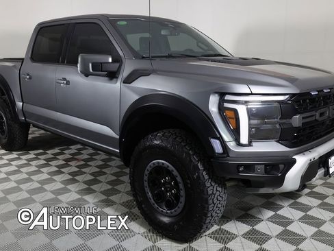 Used 2025 Ford F150 Raptor image 3