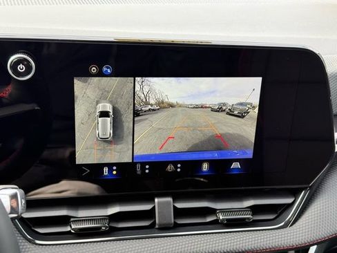 New 2026 Chevrolet Equinox RS w/ Safety and Technology Package AWD/4WD image 32
