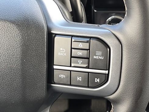 Used 2025 Ford F250 Lariat w/ Chrome Package image 41