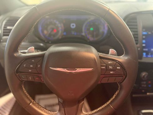 Used 2016 Chrysler 300 S RWD image 29