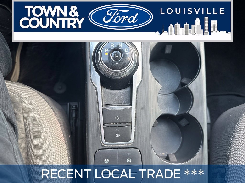 Used 2021 Ford Escape SE w/ SE Sport Appearance Package FWD image 4