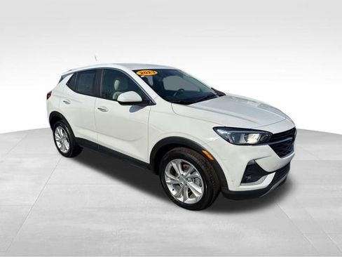 Used 2023 Buick Encore GX Preferred w/ Cold Weather Comfort Package FWD image 3