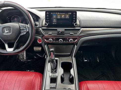 Used 2019 Honda Accord Sport image 13