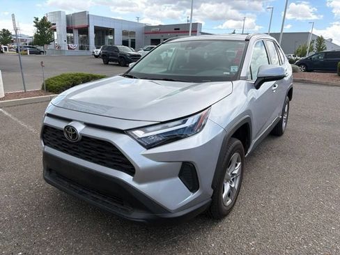 Used 2025 Toyota RAV4 XLE FWD image 1