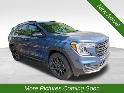 Used 2024 GMC Terrain SLE w/ Driver Convenience Package
