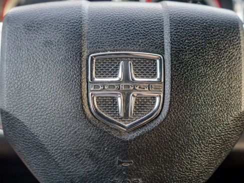 Used 2019 Dodge Grand Caravan GT FWD image 24