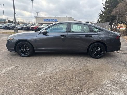 Used 2025 Honda Accord SE image 5