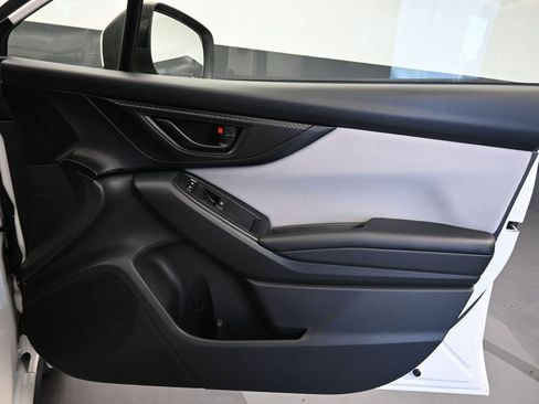 Used 2023 Subaru Crosstrek 2.0i Premium image 38