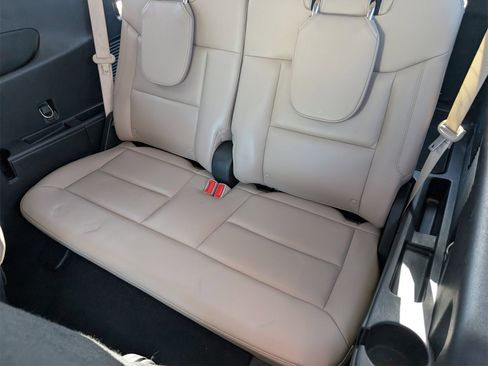 Used 2021 Ford Explorer XLT w/ Equipment Group 202A image 32