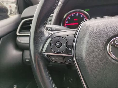 Used 2019 Toyota Camry XSE image 24