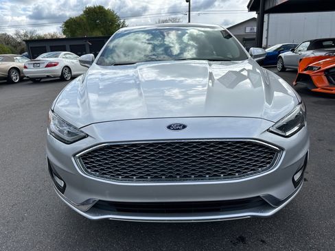 Used 2019 Ford Fusion Titanium FWD image 3