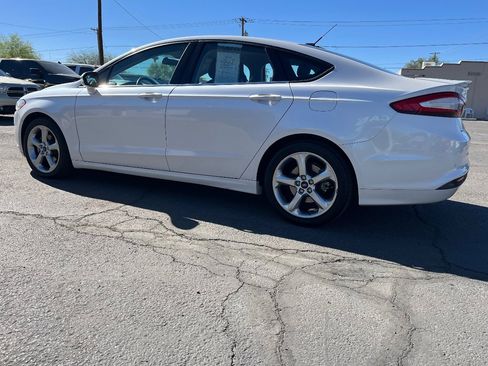 Used 2013 Ford Fusion SE image 8