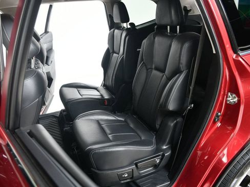 Used 2020 Subaru Ascent Limited image 33