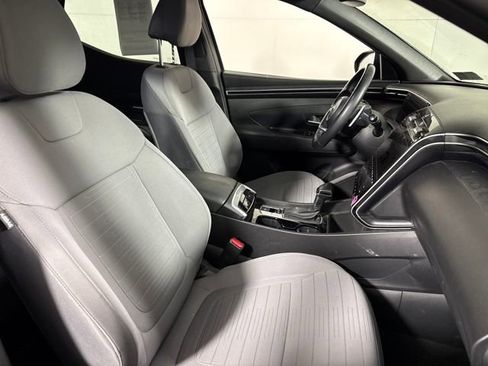 Used 2023 Hyundai Santa Cruz SEL Premium image 12