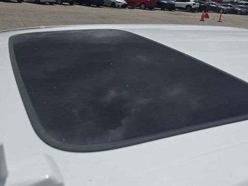 Used 2026 GMC Sierra 1500 SLT RWD image 4