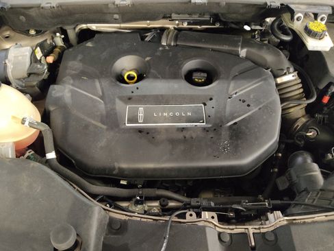 Used 2019 Lincoln MKC Reserve FWD image 30