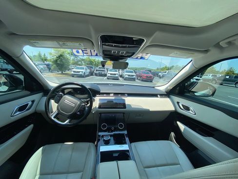 Used 2020 Land Rover Range Rover Velar S AWD/4WD image 25