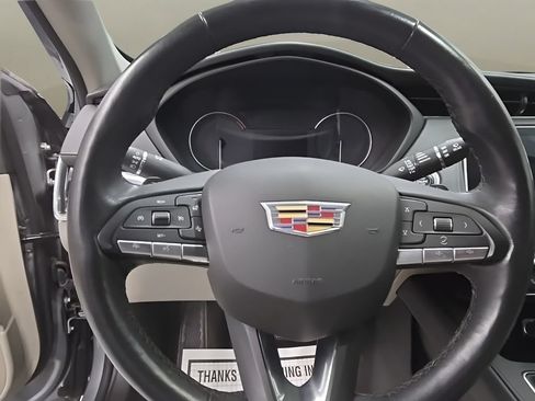 Used 2023 Cadillac XT4 Luxury FWD image 31