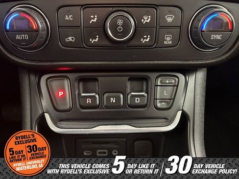 Used 2019 GMC Terrain SLE image 34