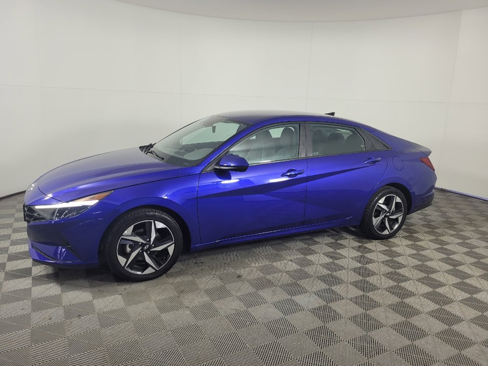 Used 2023 Hyundai Elantra SEL w/ Convenience Package FWD image 15
