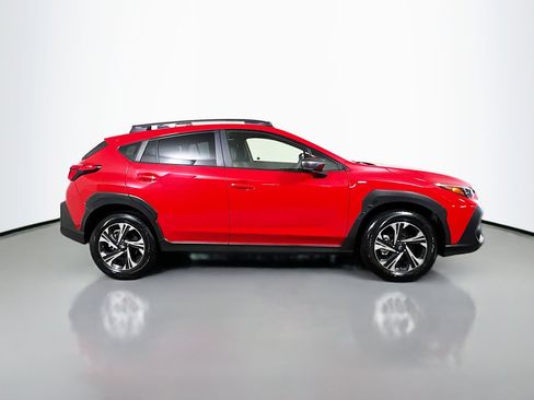 Used 2024 Subaru Crosstrek 2.0i Premium image 3