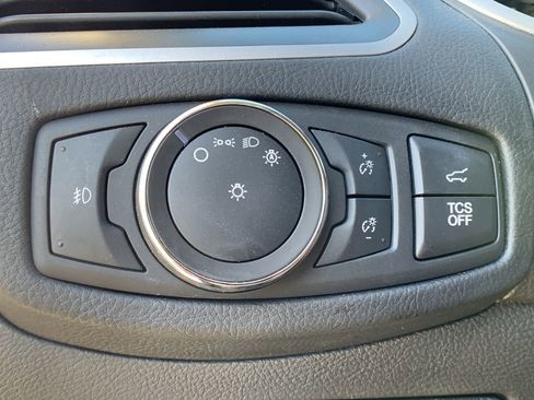 Used 2021 Ford Edge SEL w/ Convenience Package image 30