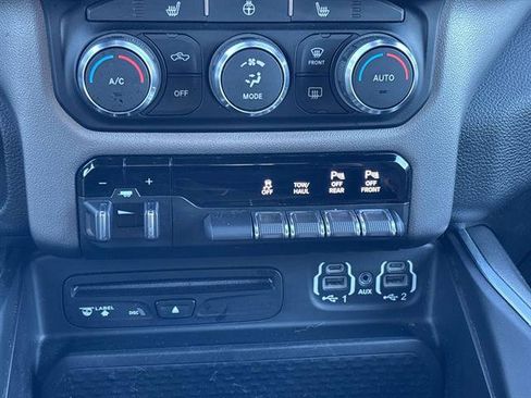 Used 2019 RAM 1500 Big Horn image 22