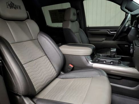 Used 2023 Chevrolet Silverado 1500 ZR2 w/ ZR2 Bison Edition image 31