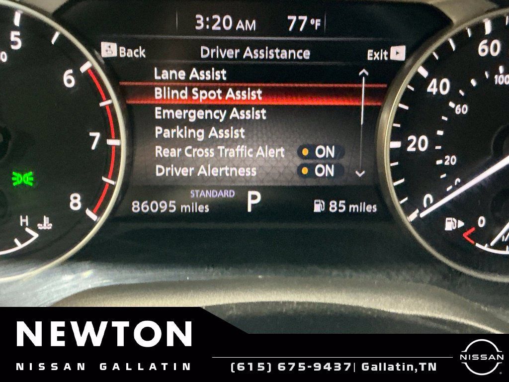 Used 2023 Nissan Rogue S FWD image 23