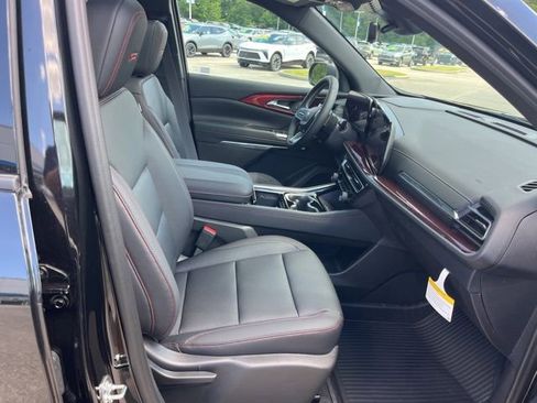 New 2026 Chevrolet Traverse Z71 w/ Driver Confidence Package AWD/4WD image 40
