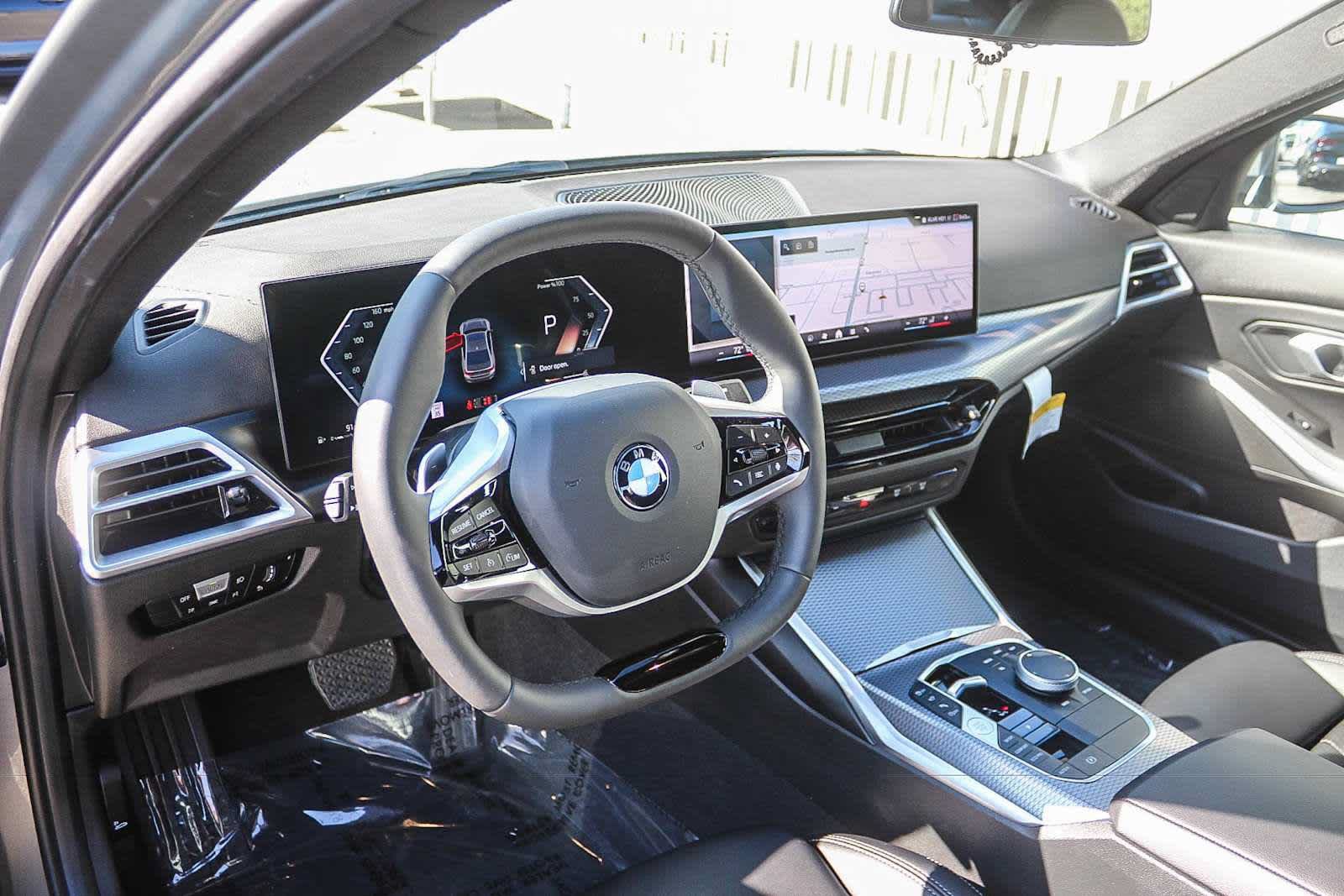 Used 2026 BMW 330i Sedan w/ Convenience Package RWD image 30
