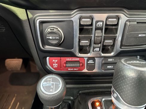 Used 2023 Jeep Gladiator Mojave w/ LED Lighting Group image 12