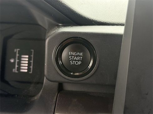 Used 2025 Toyota Tacoma SR5 image 23