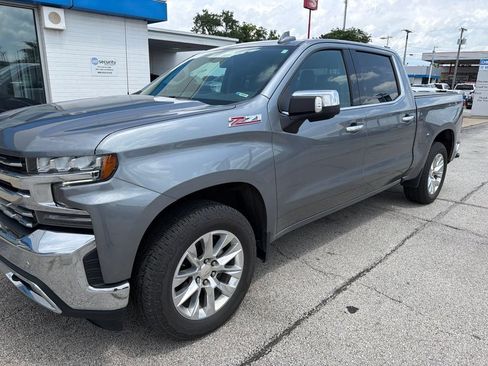 Used 2021 Chevrolet Silverado 1500 LTZ AWD/4WD image 1
