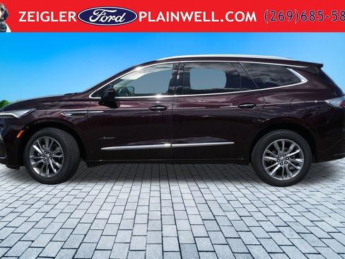 Used 2023 Buick Enclave Avenir w/ Avenir Technology Package AWD/4WD image 2