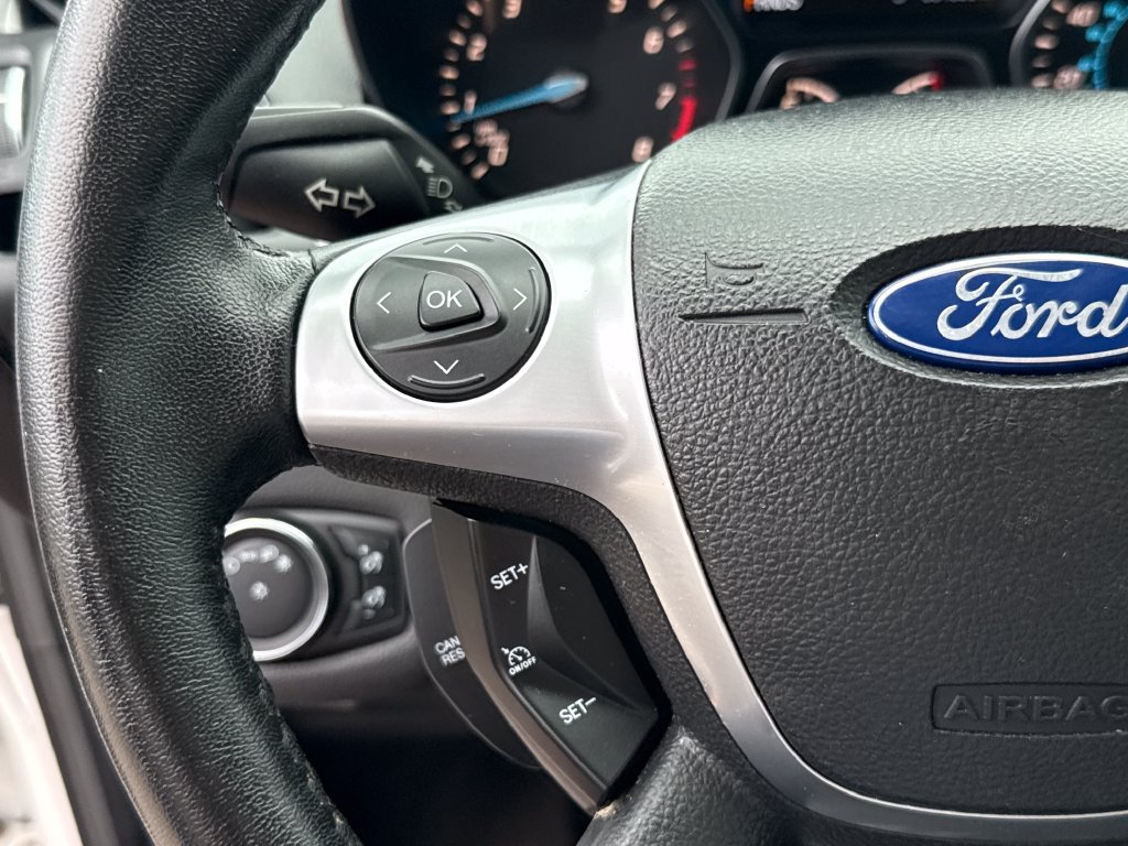 Used 2014 Ford Escape Titanium w/ Equipment Group 401A FWD image 14