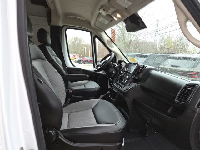 Used 2025 RAM ProMaster 2500 w/ Convenience Group FWD image 10