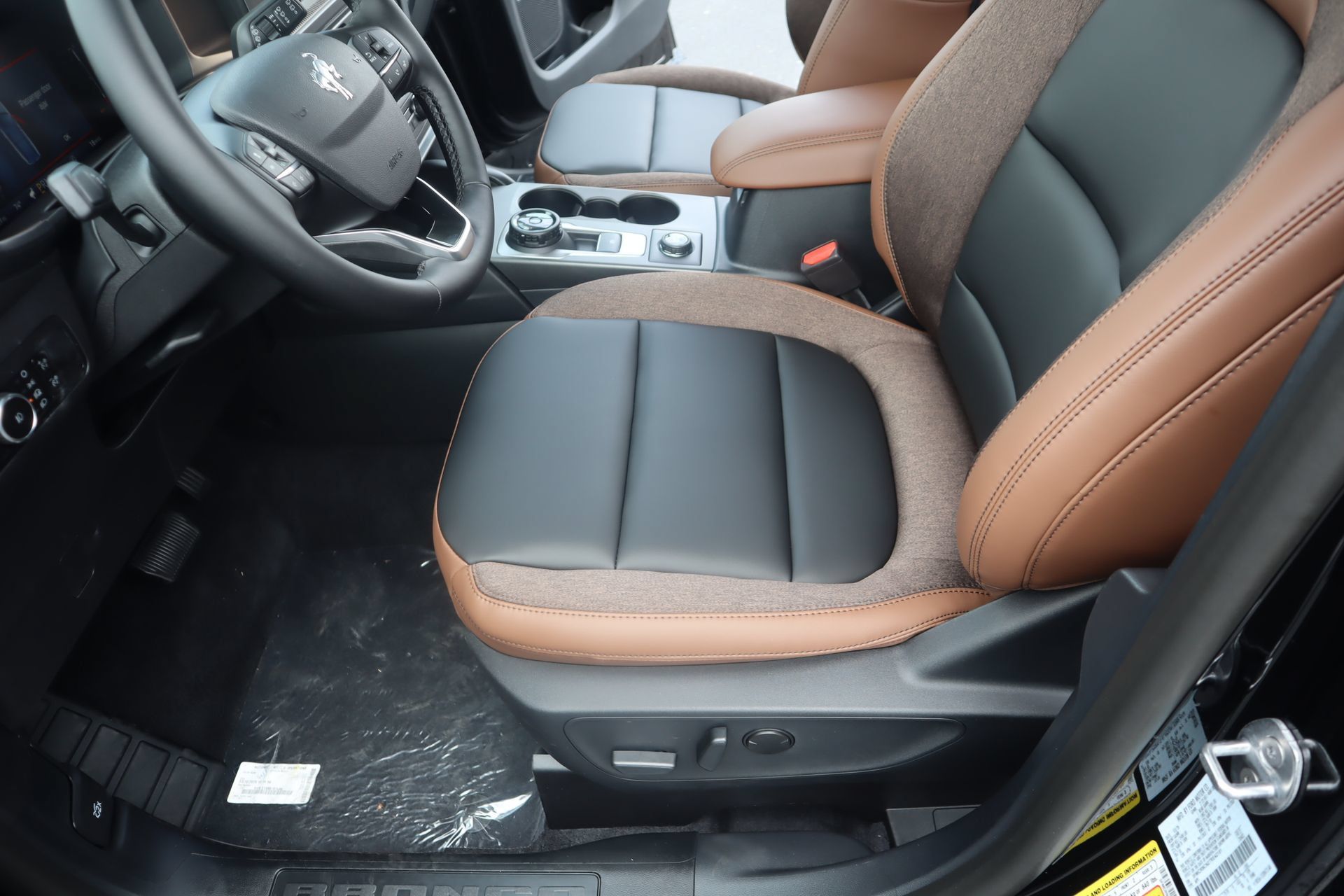 New 2026 Ford Bronco Sport Outer Banks w/ Outer Banks Tech Package+ AWD/4WD image 12