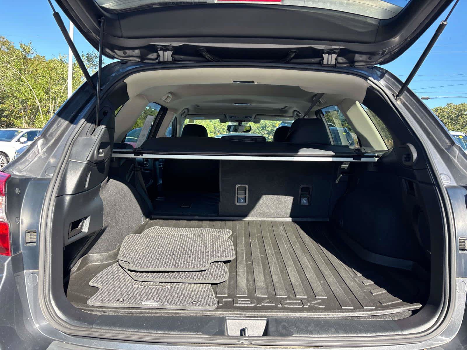 Used 2018 Subaru Outback 2.5i Limited AWD/4WD image 18